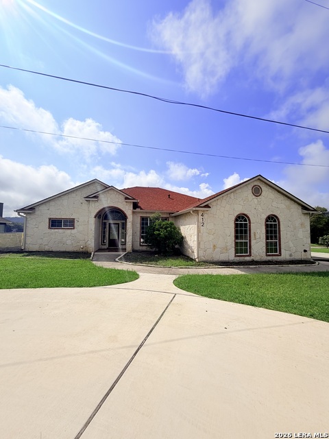 412 SHAYLA LN